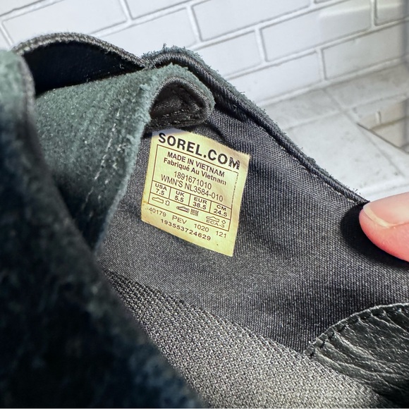 SOREL Out N About Plus Women's Size 7.5  Black Slip On Sneakers Shoes NL3584-010 - Picture 8 of 11